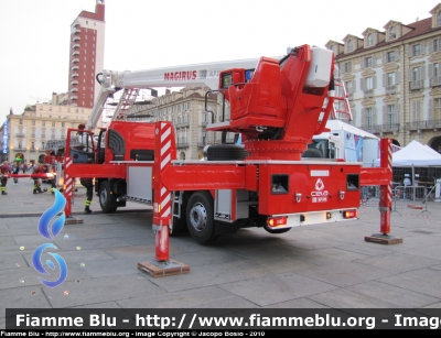 Volvo FM II serie
Piattaforma aerea ALP 330 allestita da Iveco-Magirus e Cela
In prova al Comando Provinciale Vigili del Fuoco di Torino
Parole chiave: Volvo FM_IIserie