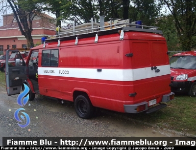 Iveco Daily II serie
Vigili del Fuoco
Comando Provinciale di Torino
Distaccamento Volontario di Grugliasco (TO)
Polisoccorso
VF 17613
Parole chiave: Iveco Daily_IIserie VF17613