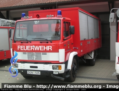 Mercedes-Benz 1220
Bundesrepublik Deutschland - Germania
Freiwillige Feuerwehr Donauworth 
Gw-g
Parole chiave: Mercedes-Benz 1220