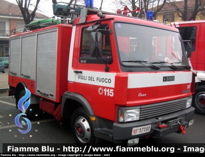 Iveco Zeta 65-12
Vigili del Fuoco
Comando Provinciale di Torino
Distaccamento di Vinovo (TO)
Polisoccorso allestimento Baribbi
VF 17191
Parole chiave: Iveco Zeta_65-12 VF17191