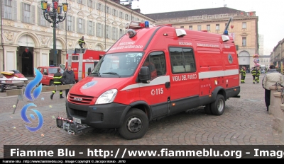 Iveco Daily IV Serie 
Vigili del Fuoco 
Comando Provinciale di Torino
Nucleo Soccorso Subacqueo Acquatico
Allestimento Elevox
VF 25307
Parole chiave: Iveco Daily_IVSerie Vigili_del_Fuoco NSSA VF25307