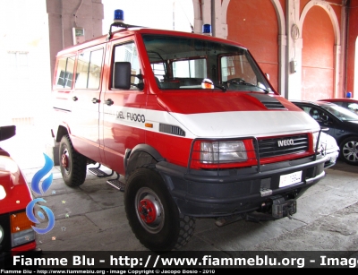 Iveco Daily 4x4 II Serie
Vigili del Fuoco
Comando Provinciale di Cuneo
Distaccamento Volontario di Dogliani
VF 19944
Parole chiave: Iveco Daily_4x4_IIserie VF19944