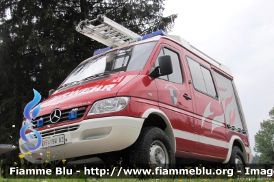 Mercedes-Benz Sprinter 4x4 II serie
Vigili del Fuoco Bolzano
Unione distrettuale Alta Pusteria
Corpo di Monguelfo - Welsberg (BZ)
Polisoccorso allestimento Brandschutz
trazione integrale Iglhaut Allrad
VF 19W BZ
Parole chiave: Mercedes-Benz Sprinter_4x4_II_serie VF19WBZ