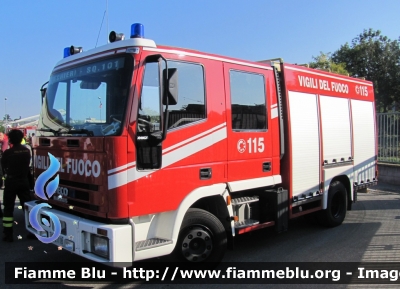 Iveco City2000 100E21 I serie
Vigili del Fuoco
Comando Provinciale di Torino
Distaccamento Permanente di Chieri-Squadra 101
AutoPompaSerbatoio allestimento Iveco-Magirus
VF 21118
Parole chiave: Iveco City2000_100E21_Iserie VF21118