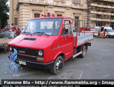 Iveco Daily I serie
Vigili del Fuoco 
Comando Provinciale di Torino
Distaccamento Volontario
VF22513
Parole chiave: Iveco Daily_Iserie Vigili_del_Fuoco VF22513 Torino