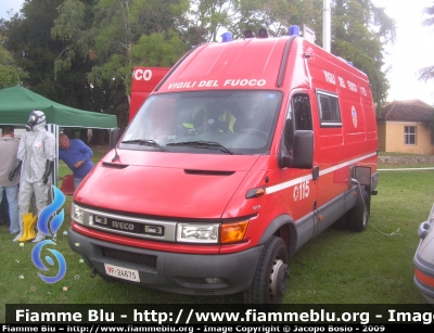 Iveco Daily III serie
Vigili del Fuoco
Comando di Torino
Nucleo NBCR
VF24675
Parole chiave: Iveco Daily_III_serie NBCR Vigili_del_Fuoco Torino VF24675