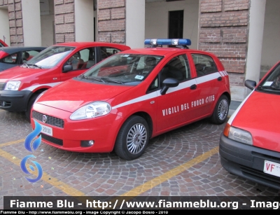 Fiat Grande Punto
Vigili del Fuoco 
Comando Provinciale di Torino
VF25130
Parole chiave: Fiat Grande_Punto VF25130 Vigili_del_Fuoco Torino 