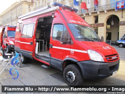 Iveco Daily IV serie
Vigili del Fuoco
Comando Provinciale di Torino
AutoFurgone/Unità di Crisi Locale allestimento Iveco-Magirus
VF 25380
Parole chiave: Iveco Daily_IVserie VF25380 Santa_Barbara_VVF_2012