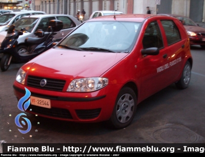 Fiat Punto III serie
Vigili del Fuoco
VF 22544
Parole chiave: Fiat Punto_IIIserie VF22544