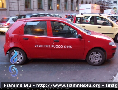 Fiat Punto III serie
Vigili del Fuoco
VF 22544
Parole chiave: Fiat Punto_IIIserie VF22544