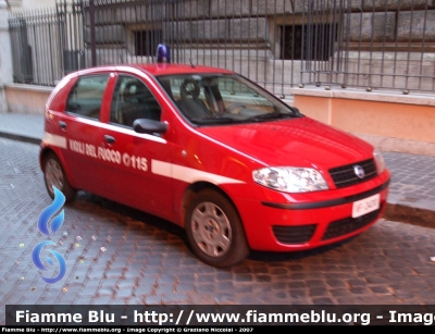 Fiat Punto III serie
Vigili del Fuoco
VF 24010
Parole chiave: Fiat Punto_IIIserie VF24010