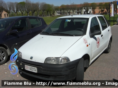 Fiat Punto I serie
Croce Rossa Italiana
Comitato Locale di Casale Monferrato (AL)
Gruppo di Pontestura (AL)
CRI A2254
Parole chiave: Fiat Punto_Iserie CRIA2254