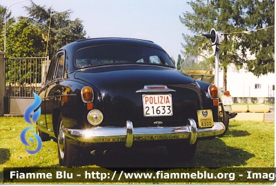 Alfa Romeo 1900 Super
Polizia di Stato
Squadra Mobile
Polizia 21633
Veicolo restaurato e qui esposto durante la inaugurazione del Museo del Modellismo Storico "Leonello Cinelli"
Parole chiave: Alfa-Romeo 1900 Super Squadra Mobile POLIZIA21633