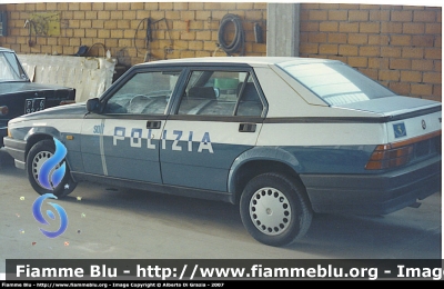 Alfa Romeo 75 II serie
Polizia Stradale
in servizio sulla A12 (Sestri Levante - Livorno)
SALT
Parole chiave: Alfa-Romeo 75_IIserie Polizia