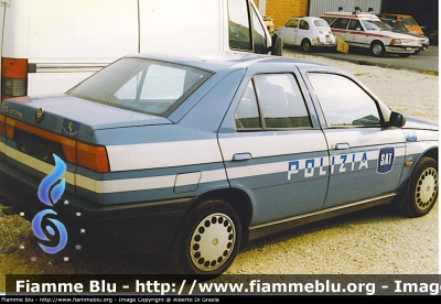 Alfa Romeo 155 I serie
Polizia Stradale
in servizio sulla SAT
(A12 - Livorno - Rosignano)
Parole chiave: Alfa-Romeo 155_Iserie Polizia