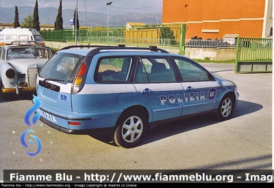 Fiat Marea Weekend I serie
Polizia Stradale
in servizio sulla SAT
(A12 - Livorno - Rosignano)
Parole chiave: Fiat Marea_Weekend_Iserie Polizia