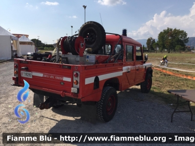 Land Rover Defender 130
Vigili del Fuoco
Comando Provinciale di Pistoia
Distaccamento Permanente di Montecatini Terme
VF 19280
Parole chiave: Land-Rover Defender_130 VF19280