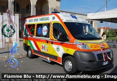 Fiat Ducato X250
Pubblica Assistenza Croce Verde Viareggio
Allestita Mariani Fratelli
Parole chiave: Fiat Ducato_X250 118_Versilia Ambulanza PA_CV_Viareggio