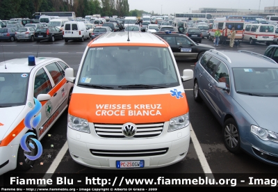 Volkswagen Transporter T5
Croce Bianca Val Passiria (BZ)
Weisses Kreuz Passiertal
WK 268 - 1498
PC ZS 0GW
Parole chiave: Volkswagen Transporter_T5 118_Trento Servizi_Sociali PCZSOGW CB_Val_Passiria Reas_2009