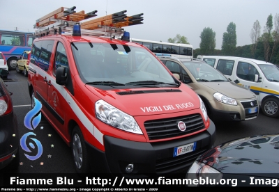 Fiat Scudo IV serie
Vigili del Fuoco
Distretto di Trento
Corpo Volontario di Meano (TN)
VF 3H0 TN
Parole chiave: Fiat Scudo_IVserie VF3H0TN Reas_2009