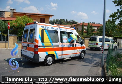 Fiat Ducato II serie
Misericordia di Capezzano Pianore
Allestita Nuova Lasamea
Parole chiave: Fiat Ducato_IIserie 118_Versilia Ambulanza Misericordia_Capezzano_Pianore