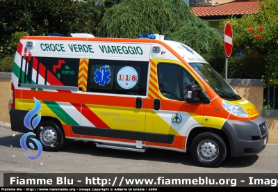 Fiat Ducato X250
Pubblica Assistenza Croce Verde Viareggio
Allestita Mariani Fratelli
Parole chiave: Fiat Ducato_X250 118_Versilia Ambulanza PA_CV_Viareggio