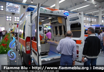 Fiat Ducato X250
Misericordia di Arezzo
Allestita Bollanti
Parole chiave: Fiat Ducato_X250 118_Arezzo Ambulanza Misericordia_Arezzo Reas_2009