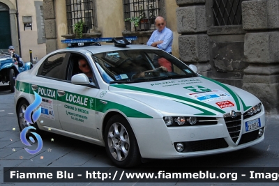 Alfa Romeo 159
Polizia Locale Brescia
In scorta alla Mille Miglia
POLIZIA LOCALE YA 893 AC
Parole chiave: Alfa-Romeo 159 POLIZIALOCALEYA893AC