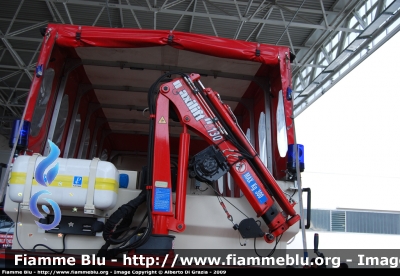 Iveco Magirus Marconi Duffy 6x6/4
Vigili del Fuoco
Parole chiave: Iveco Magirus Marconi Duffy_6x6/4 Reas_2009