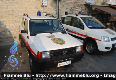 Fiat Panda 4x4 II serie
Repubblica di San Marino
Polizia Civile
POLIZIA 122 
Parole chiave: Fiat Panda_4x4_IIserie RSM_Polizia_122