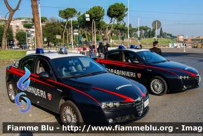 Alfa-Romeo 159
Carabinieri
Nucleo Operativo RadioMobile
CC CR 974
Parole chiave: Alfa-Romeo 159 CCCR974 Festa_della_Republica_2012