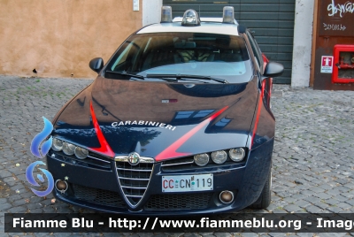 Alfa-Romeo 159
Carabinieri
Nucleo Operativo RadioMobile
CC CN 119
Parole chiave: Alfa-Romeo 159 CCCN119 Festa_della_Republica_2012