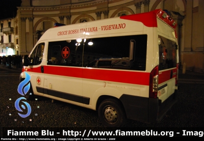 Fiat Ducato X250
Croce Rossa Italiana
Comitato Locale di Vigevano
Allestita Bonfanti
CRI A503D
Parole chiave: Fiat Ducato_X250 118_Pavia Ambulanza CRIA503D