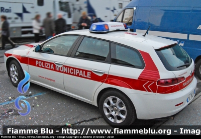 Alfa Romeo 159 Sportwagon
5 - Polizia Municipale Viareggio
Allestita Ciabilli
POLIZIA LOCALE YA 902 AA
Parole chiave: Alfa-Romeo 159_Sportwagon PM_Viareggio PoliziaLocaleYA902AA