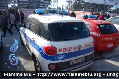 Fiat 500L
Polizia Municipale Cerveteri (RM)
Mezzo n. 2
YA 789 AM
Parole chiave: Fiat 500L Polizia Municipale Cerveteri POLIZIA LOCALE YA 789 AM