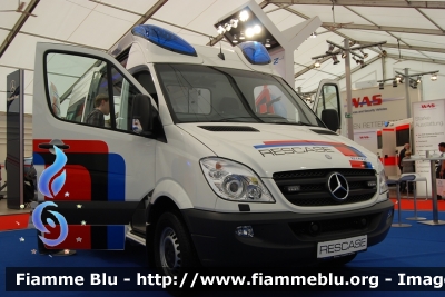 Mercedes-Benz Sprinter III serie
Veicolo promozionale Binz
In esposizione al Rettmobil 2013
Parole chiave: Mercedes-Benz Sprinter_IIIserie Ambulanza Rettmobil_2013