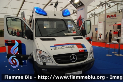 Mercedes-Benz Sprinter III serie
Veicolo promozionale Binz
In esposizione al Rettmobil 2013
Parole chiave: Mercedes-Benz Sprinter_IIIserie Ambulanza Rettmobil_2013