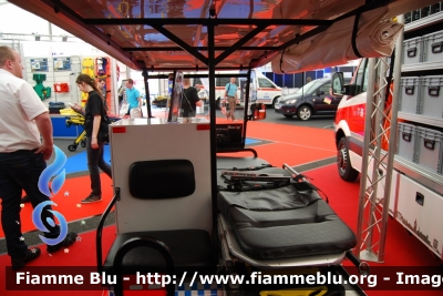 Veicolo Elettrico
Veicolo promozionale Koczyba
In esposizione al Rettmobil 2013
Parole chiave: Rettmobil_2013