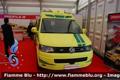 Volkswagen Transporter T5 Restyle
Veicolo promozionale Profile
In esposizione al Rettmobil 2013
Parole chiave: Volkswagen Transporter_T5_Restyle Ambulanza Rettmobil_2013