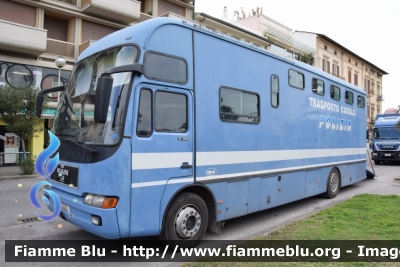 Man M2000 18.284 
Polizia di Stato
 Reparto a Cavallo
 POLIZIA D9666 
Parole chiave: Man / M2000_18.284 / PoliziaD9666