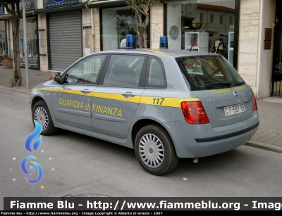 Fiat Stilo III serie
Guardia di Finanza
GdiF 587 BB
Parole chiave: Fiat Stilo_IIIserie GdF587BB