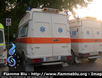 Iveco Daily 4x4 II serie
118 Massa
Soccorso Cave
BM 248 WA
Allestita Maf
Parole chiave: Iveco Daily_4x4_IIserie 118_Massa Ambulanza