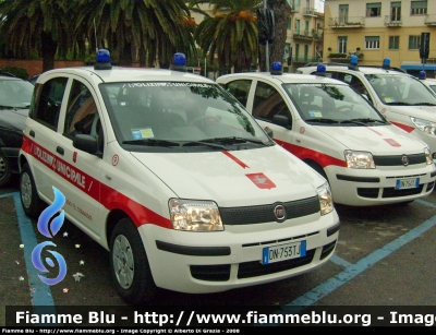 Fiat Nuova Panda
9 - Polizia Municipale Viareggio
Parole chiave: Fiat Nuova_Panda PM_Viareggio