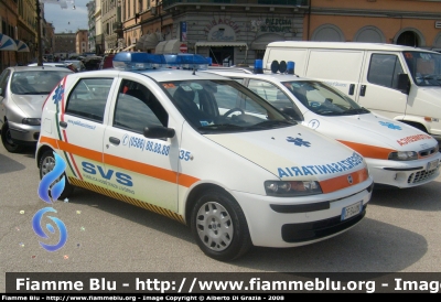 Fiat Punto II serie
35 - Società Volontaria di Soccorso Livorno
Parole chiave: Fiat Punto_IIserie 118_Livorno Automedica SVS_Livorno