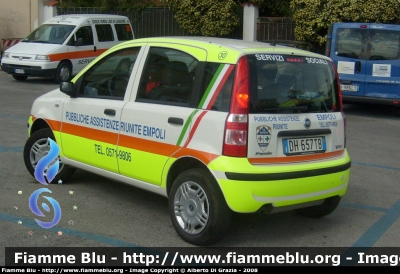 Fiat Nuova Panda
Pubbliche Assistenze Riunite Empoli
Allestita Alessi & Becagli
Parole chiave: Fiat Nuova_Panda 118_Empoli Servizi_Sociali