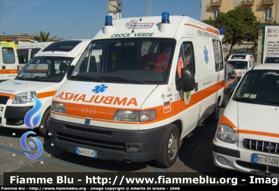 Fiat Ducato II serie
Pubblica Assistenza Croce Verde Pistoia
Allestita Fratelli Mariani
Parole chiave: Fiat Ducato_IIserie 118_Pistoia Ambulanza Pubblica_Assistenza_Croce_Verde_Pistoia 