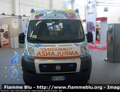 Fiat Ducato X250
Misericordia di Quinto
"Ambulanza Tommasino"
dono della fondazione "Tommasino Bacciotti"
Allestita Cevi Carrozzeria Europea
Parole chiave: Fiat Ducato_X250 118_Firenze Ambulanza Misericordia_Quinto Reas_2008