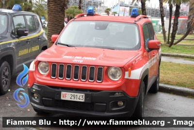 Jeep Renegade
Vigili del Fuoco
Comando Provinciale di Lucca
VF 29143
Parole chiave: Jeep / Renegade / VF29143