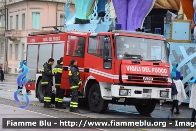 Iveco EuroFire 150E27 I serie
Vigili del Fuoco
Comando Provinciale di Lucca
Distaccamento Permanente di Viareggio (LU)
AutoPompaSerbatoio allestimento Magirus - ricondizionato Fortini
VF 18990
Parole chiave: Iveco / EuroFire / 150E27_I_serie / VF18990