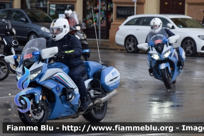 Yamaha FJR 1300 II serie
Polizia di Stato
Polizia Stradale
Allestimento Elevox
In scorta alla Mille Miglia 2020
Parole chiave: Yamaha / / / / / / / FJR_1300_IIserie / / / / / / / / / / Mille_Miglia_2020